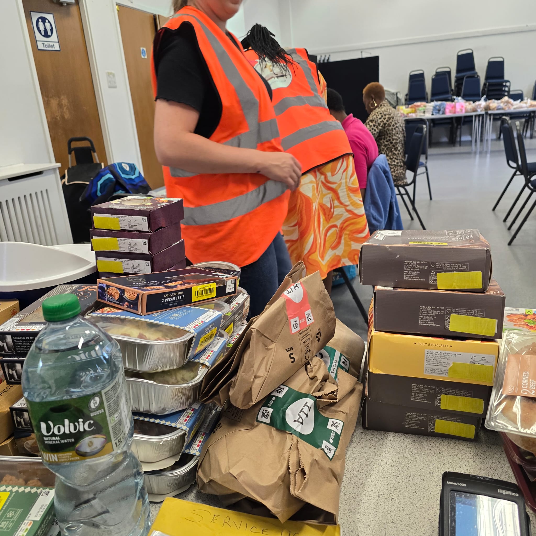 Food distribution service