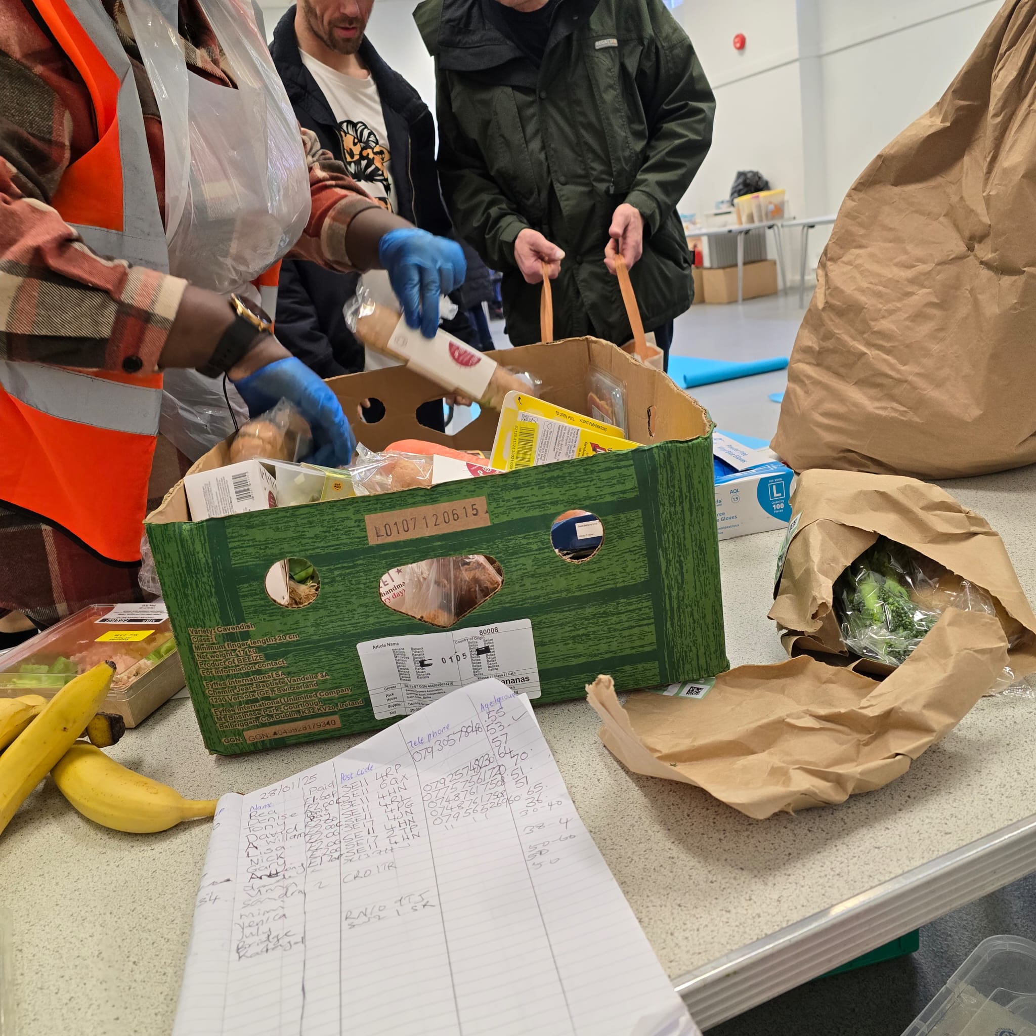 Healthy eating program food distribution